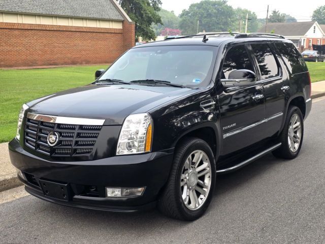 2012 CADILLAC Escalade