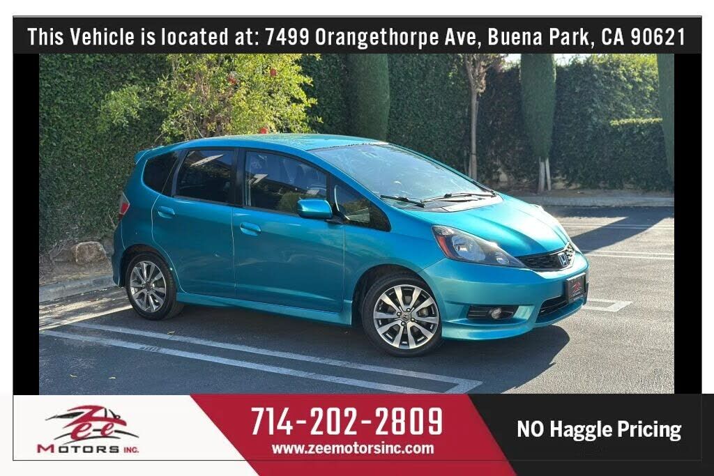 2013 HONDA Fit