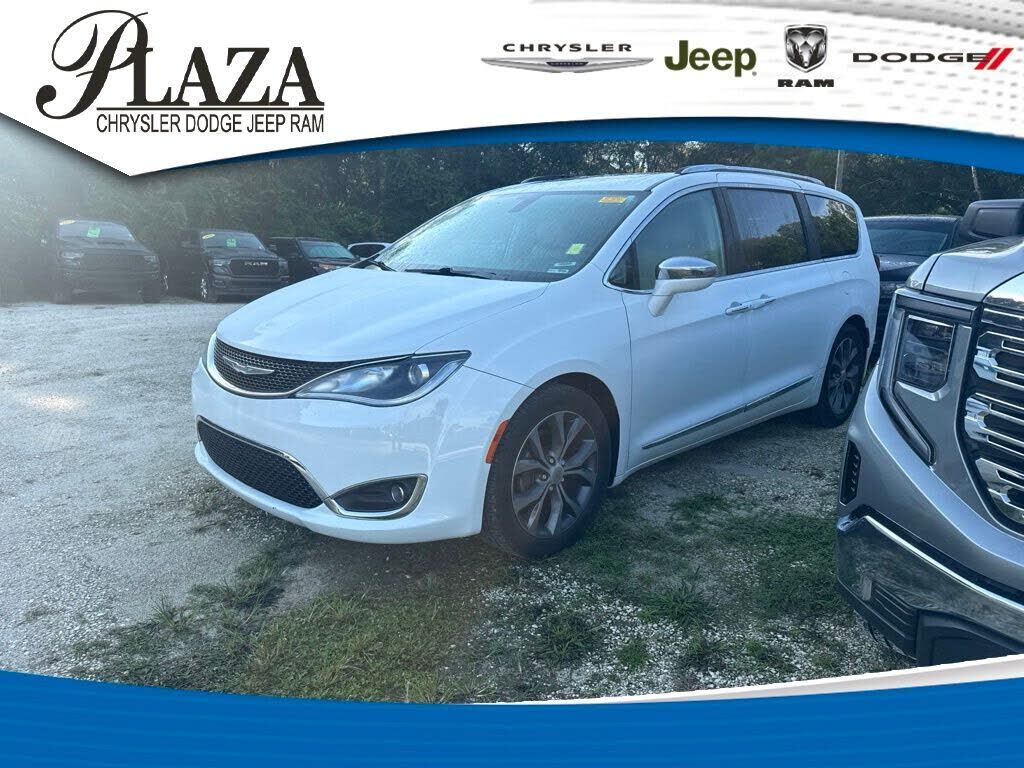 2017 CHRYSLER Pacifica