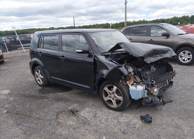 2011 TOYOTA SCION
