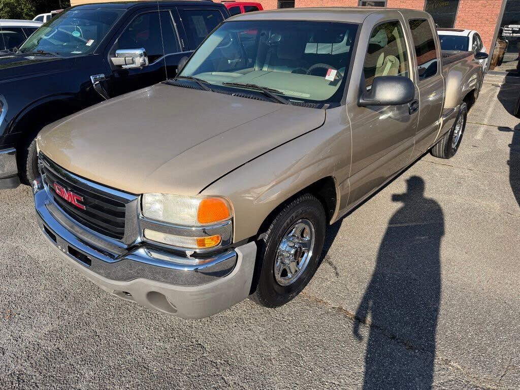 2004 GMC Sierra