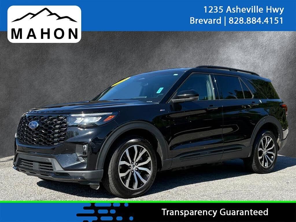 2025 FORD Explorer
