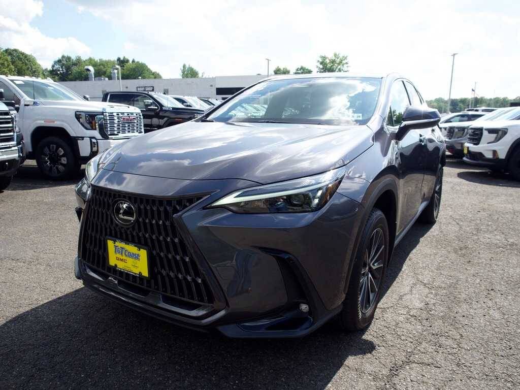 2023 LEXUS NX