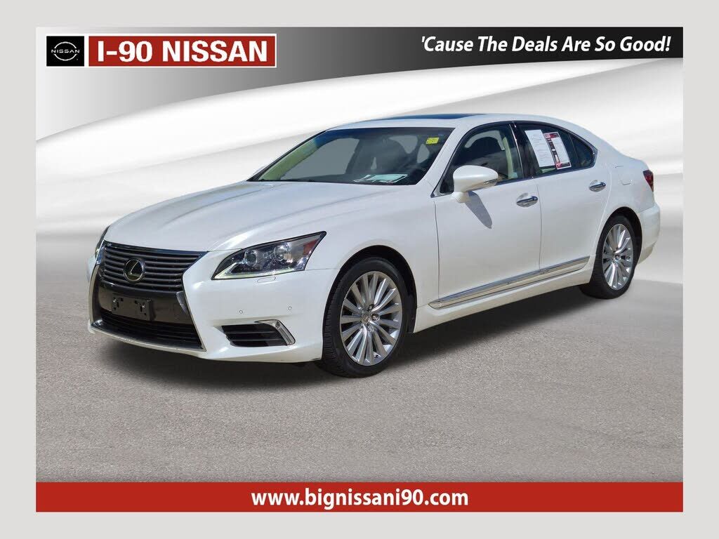 2016 LEXUS LS