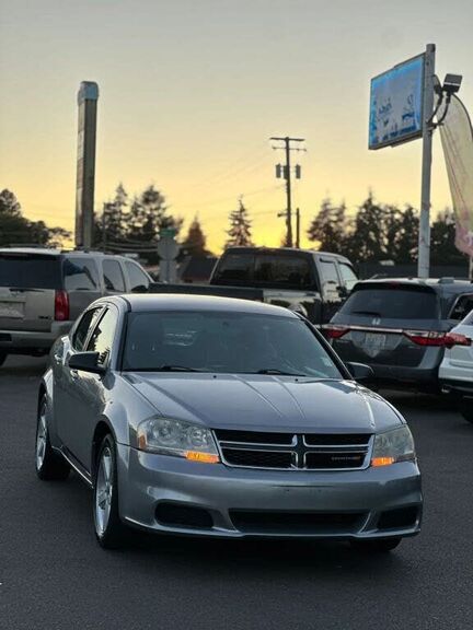 2013 DODGE Avenger