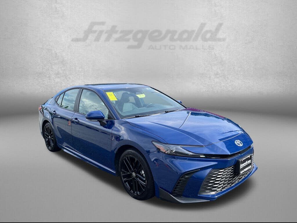 2025 TOYOTA Camry