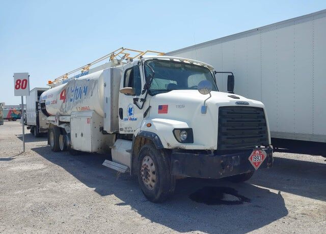 2015 FREIGHTLINER 114SD
