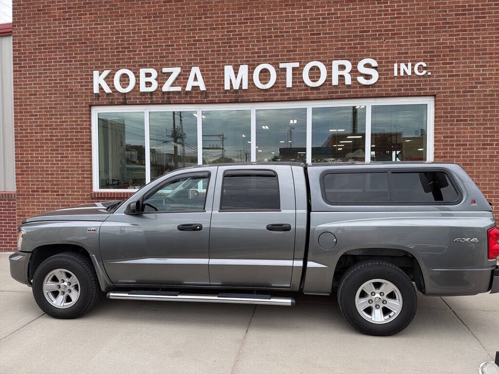 2011 DODGE Dakota