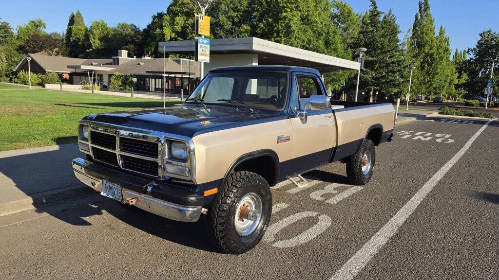 1993 DODGE W-Series