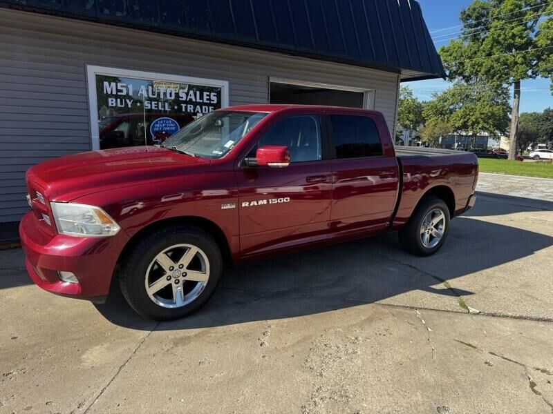 2011 DODGE Ram