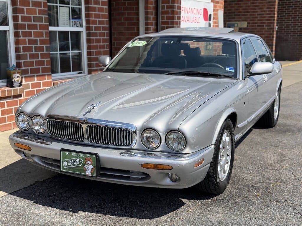 2002 JAGUAR XJ8