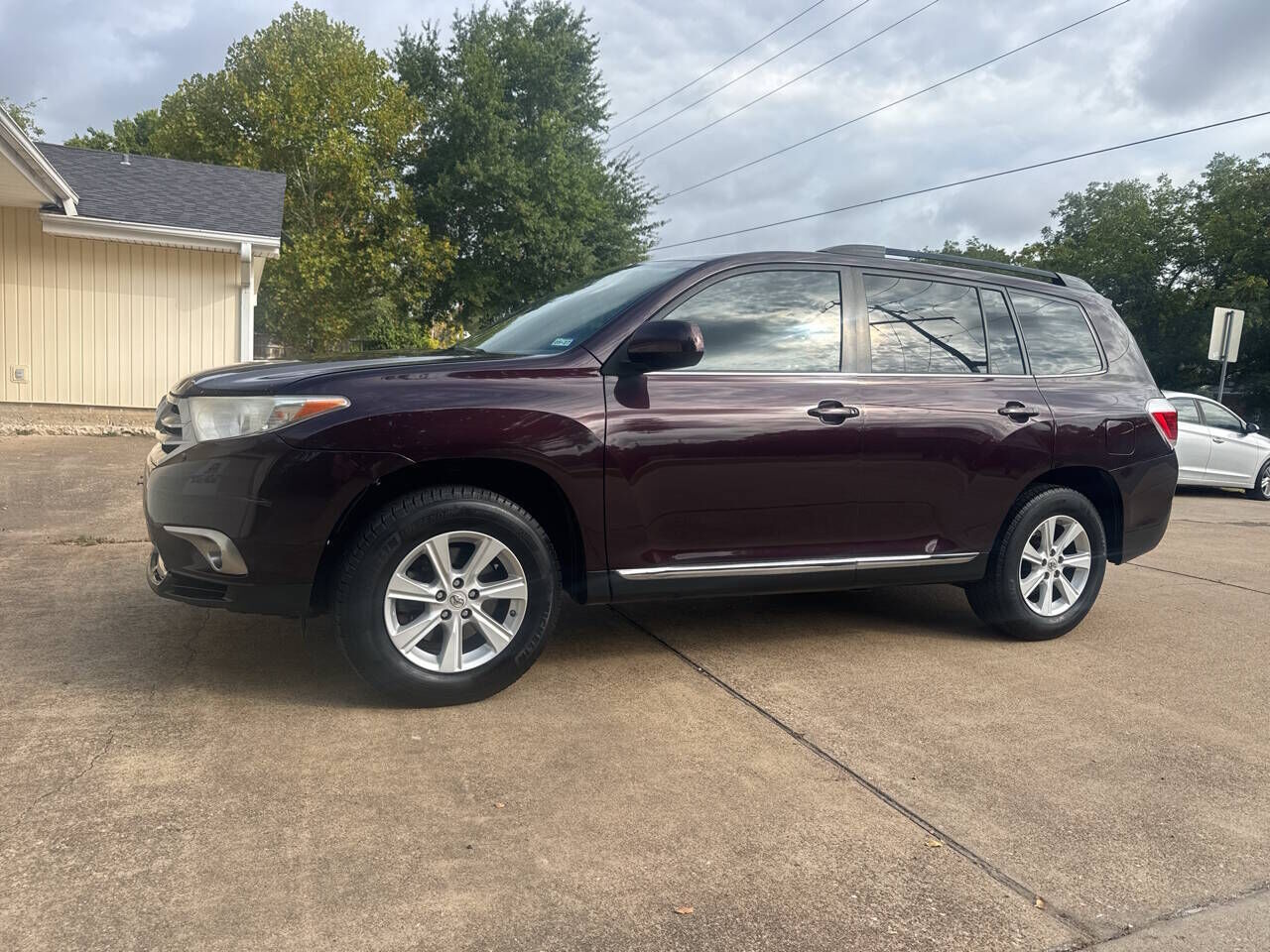 2011 TOYOTA Highlander