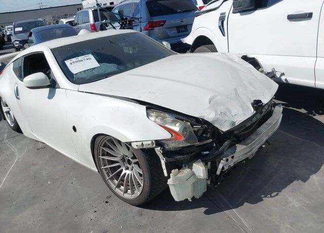 2013 NISSAN 370Z