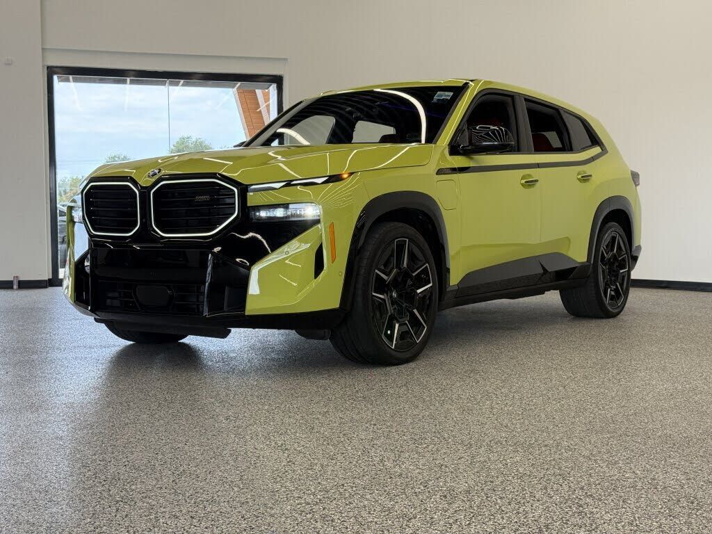 2024 BMW XM