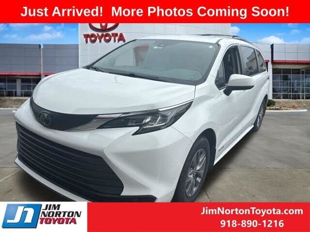 2021 TOYOTA Sienna