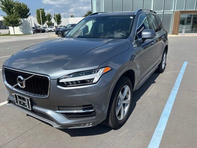 2017 VOLVO XC90
