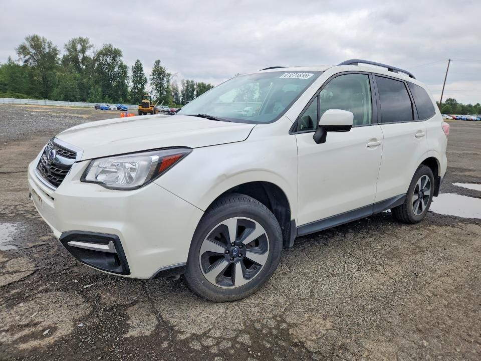 2018 SUBARU Forester