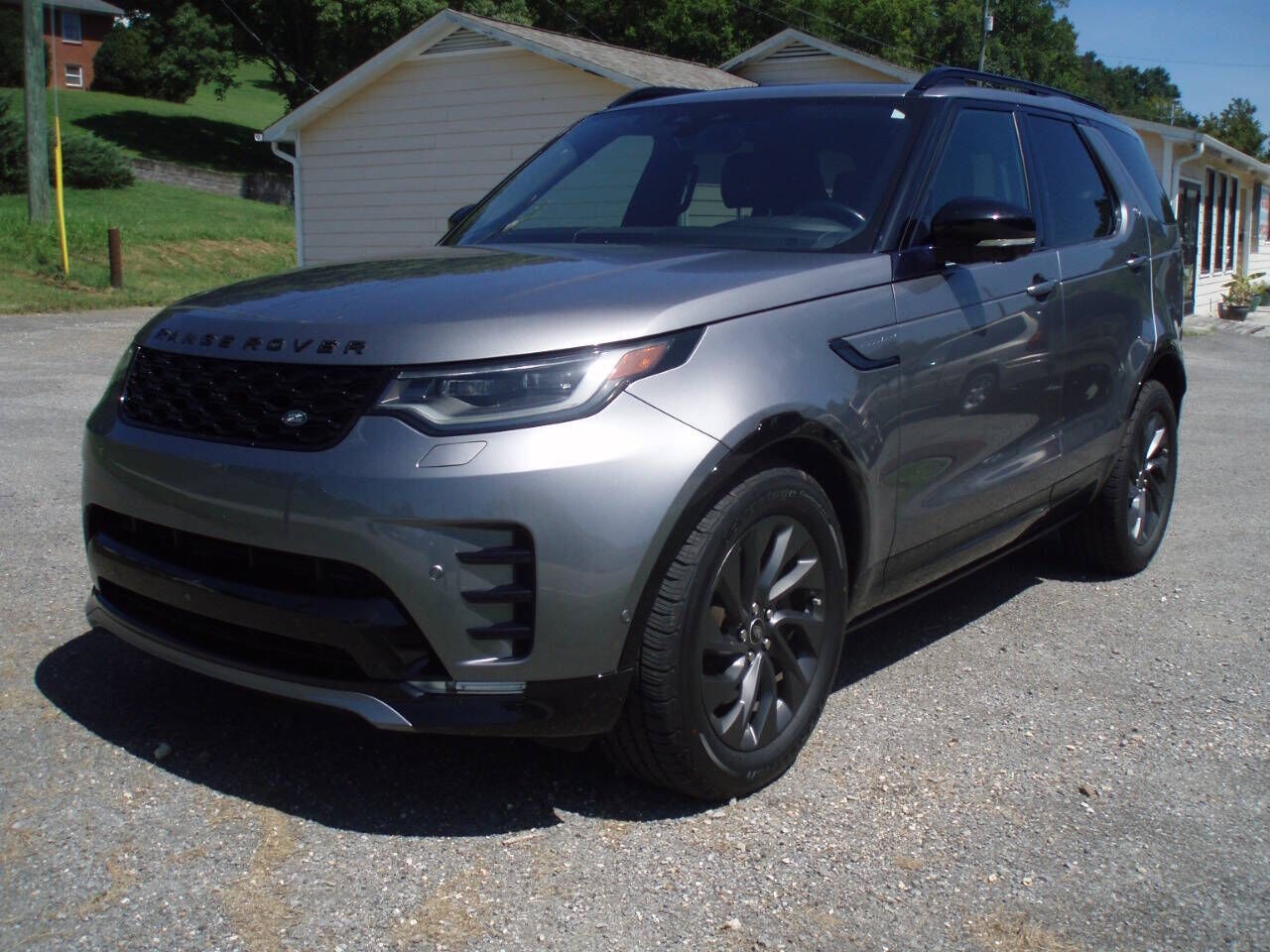 2022 LAND ROVER Discovery