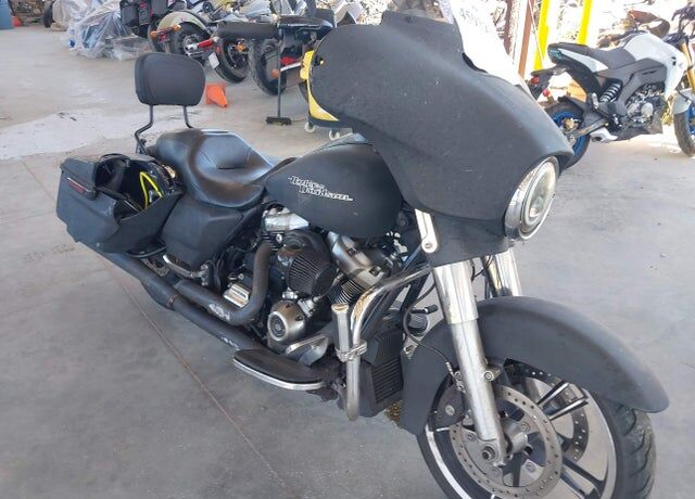 2017 HARLEY DAVIDSON FLHXS / Street Glide Special