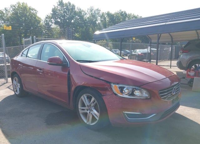 2015 VOLVO S60