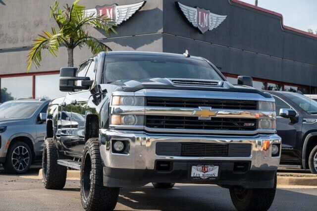 2017 CHEVROLET Silverado