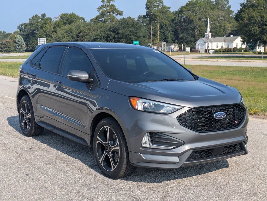 2022 FORD Edge