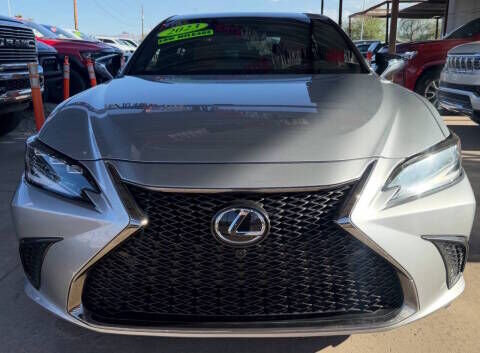 2023 LEXUS ES