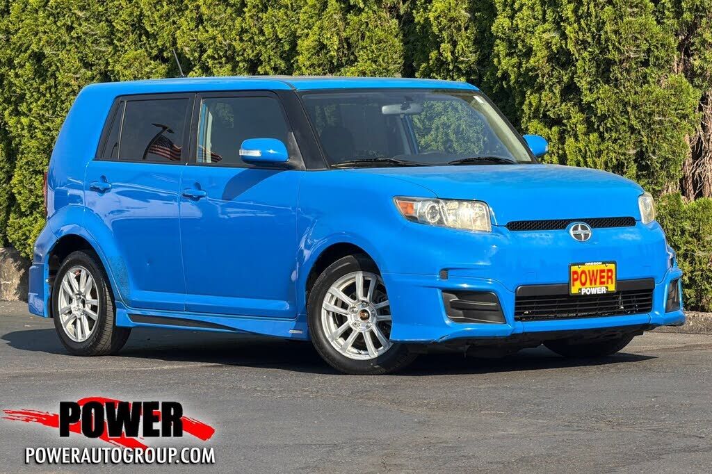 2011 TOYOTA SCION