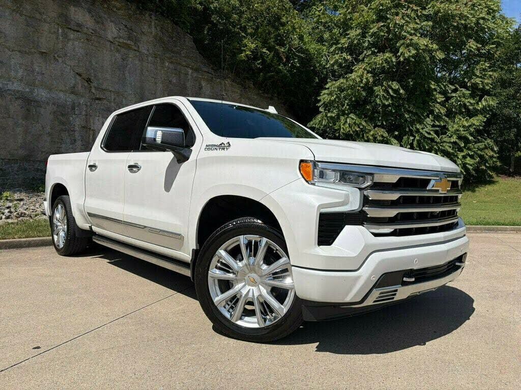 2025 CHEVROLET Silverado