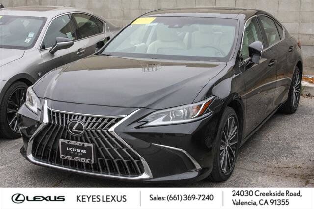 2022 LEXUS ES