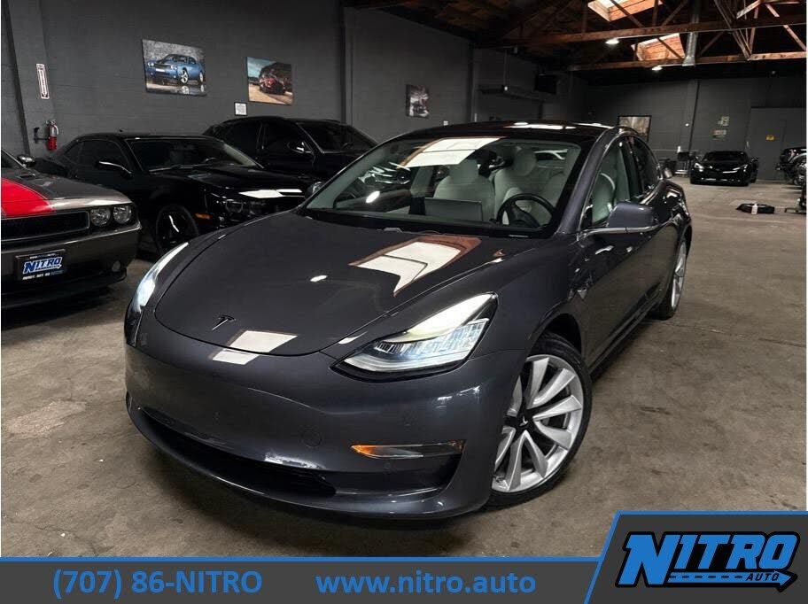 2018 TESLA Model 3