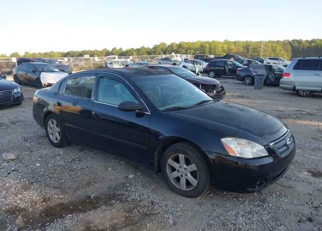 2004 NISSAN Altima