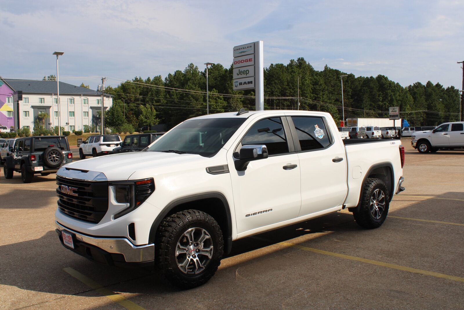 2024 GMC Sierra