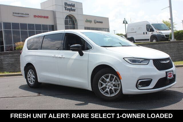 2025 CHRYSLER Pacifica