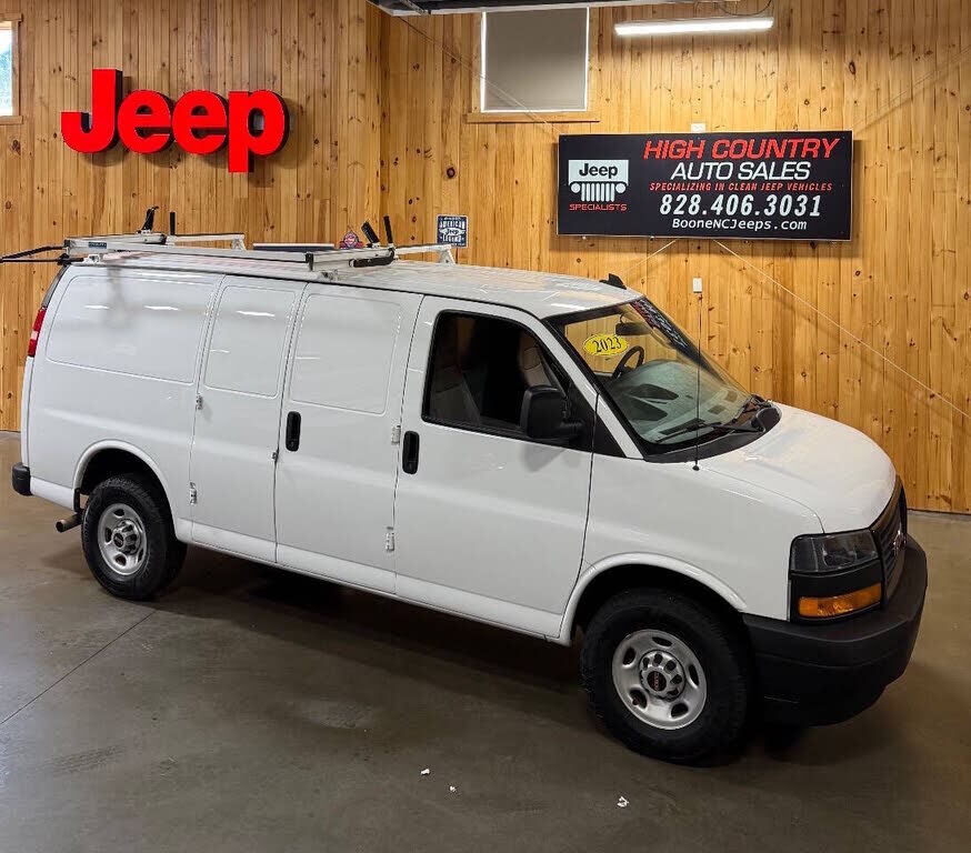 2023 GMC Savana