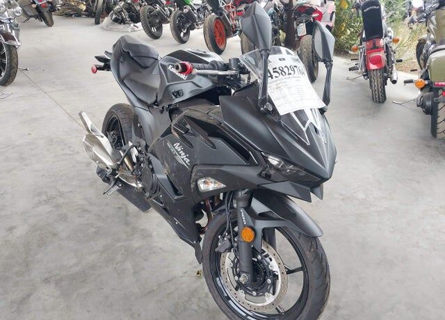 2026 KAWASAKI Ninja
