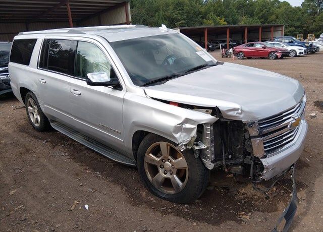 2017 CHEVROLET Suburban