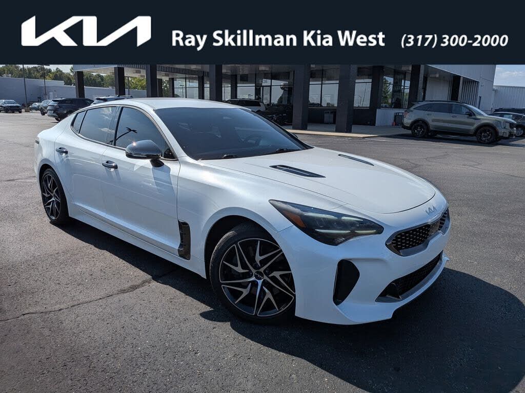2023 KIA Stinger