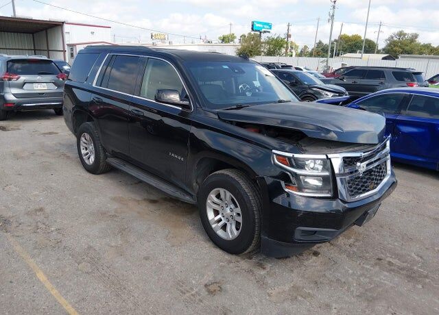 2017 CHEVROLET Tahoe
