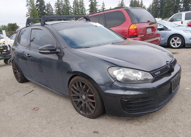 2011 VOLKSWAGEN GTI