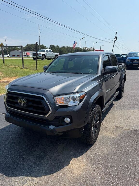 2020 TOYOTA Tacoma