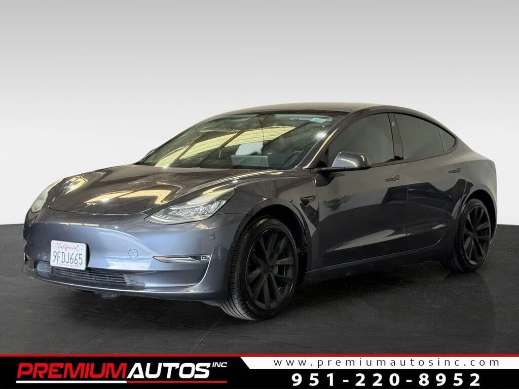 2020 TESLA Model 3