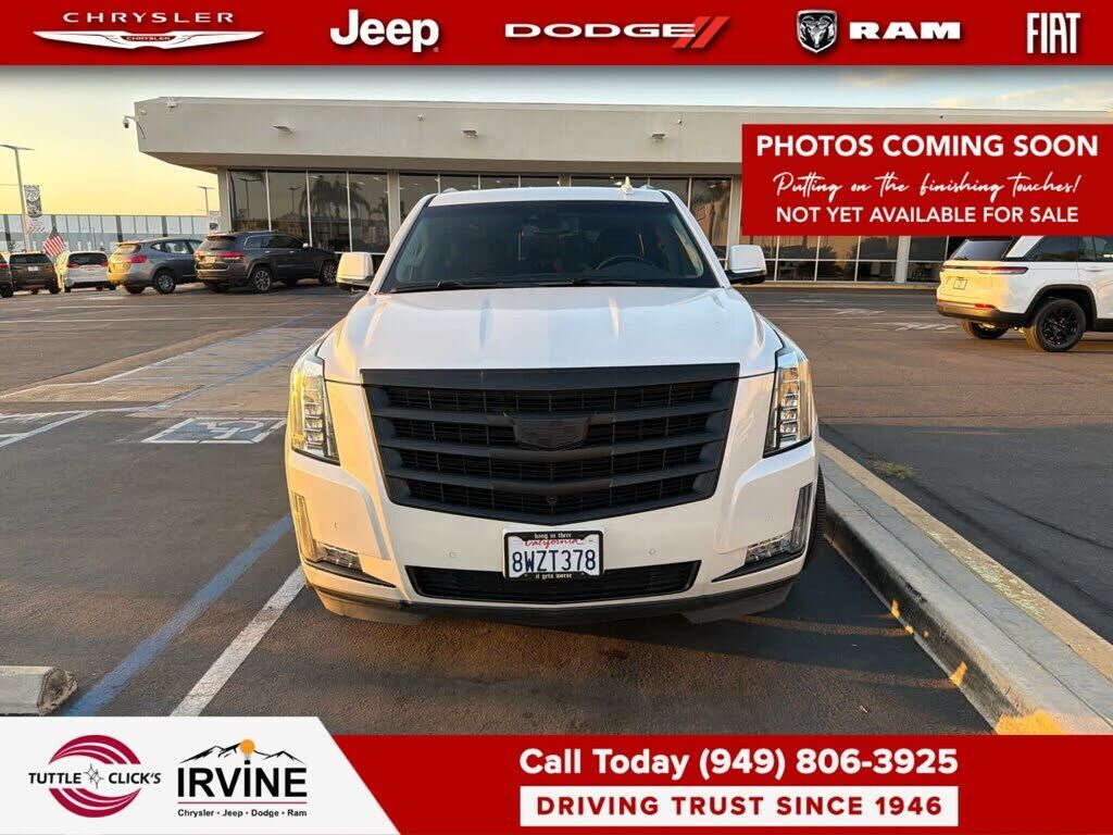 2018 CADILLAC Escalade ESV