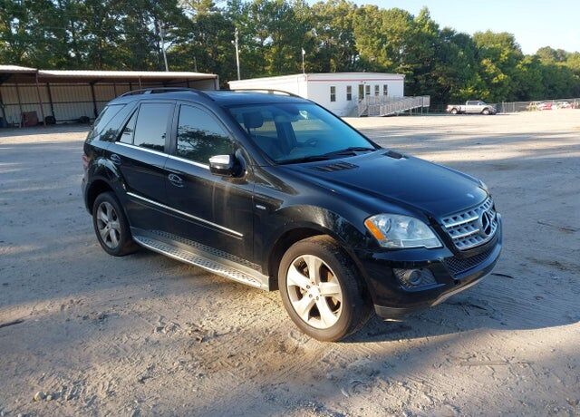2010 MERCEDES-BENZ M-Class