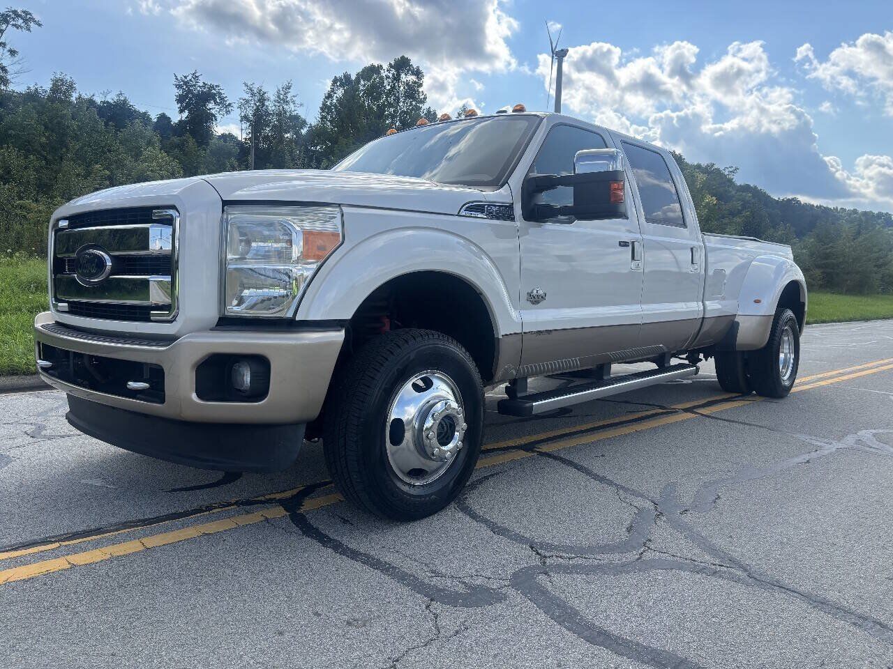 2012 FORD F-350