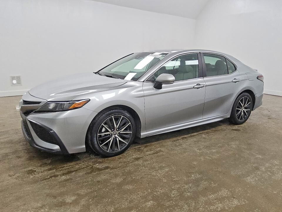 2024 TOYOTA Camry