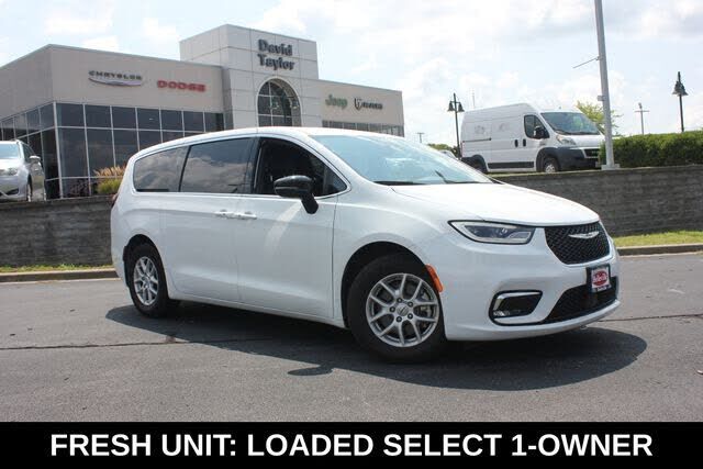 2025 CHRYSLER Pacifica