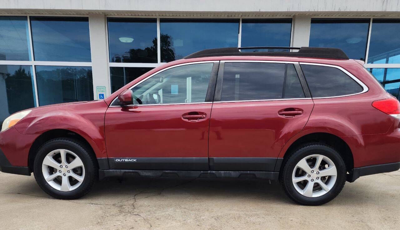 2014 SUBARU Outback