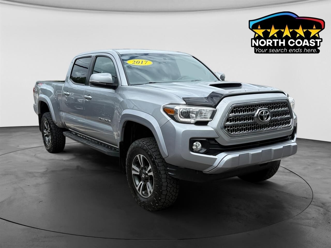 2017 TOYOTA Tacoma