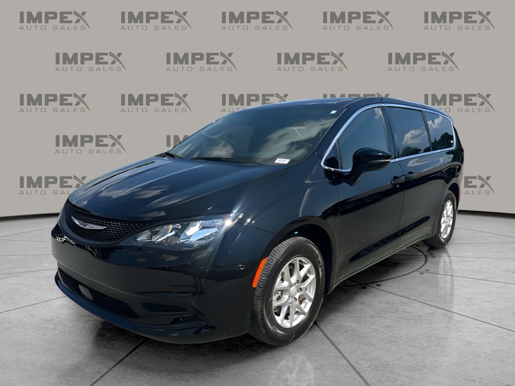 2025 CHRYSLER Voyager